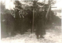 Февраль 1943 год, Северо-западный фронт, делегация трудящихся Вологодской области, передавших танковую колонну "Вологодский колхозник"